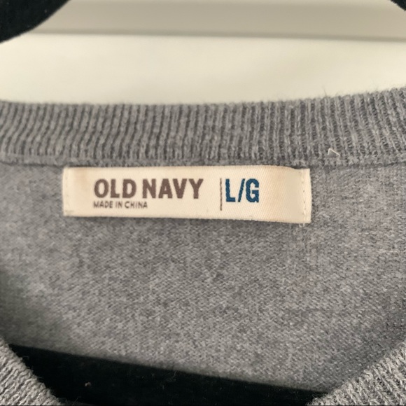 Old Navy V-Neck Knit Pullover - Picture 2 of 3